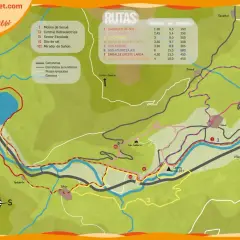 Mapa de rutas de senderismo en Benasque, con senderos marcados, puntos de interés y pueblos como Eriste y Sahún.