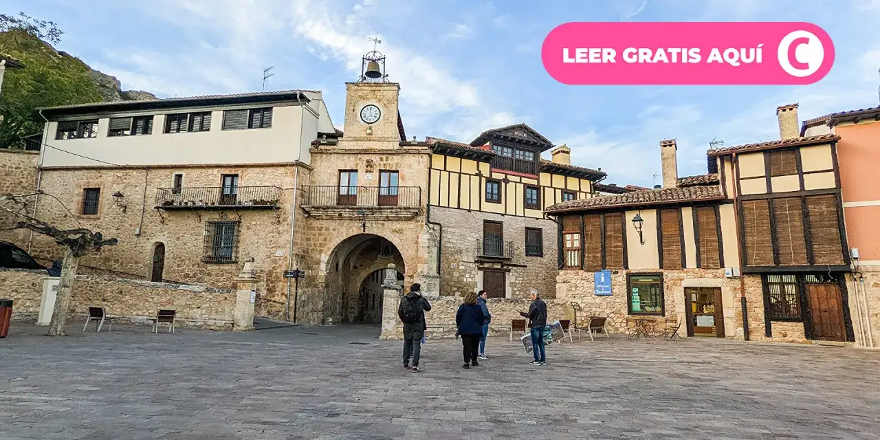 Plaza del pueblo con arquitectura tradicional. Aqu&iacute; encontrar&aacute;s informaci&oacute;n sobre poza de la sal como llegar.